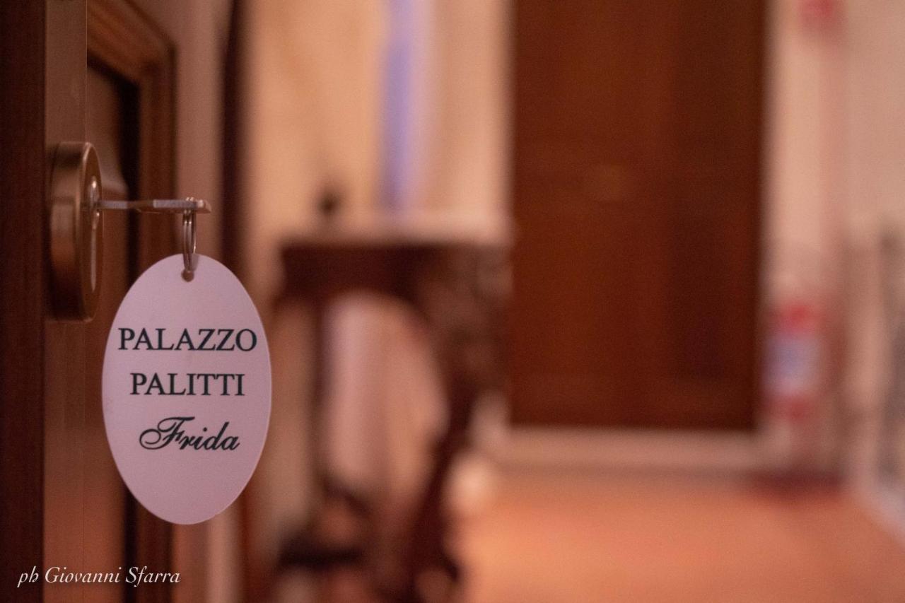 Bed and Breakfast Palazzo Palitti Roio Zewnętrze zdjęcie