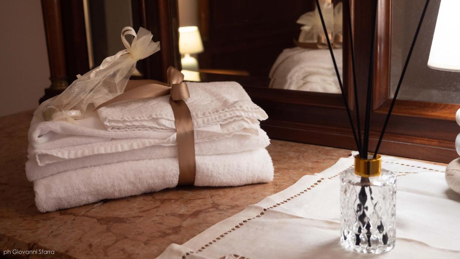 Bed and Breakfast Palazzo Palitti Roio Zewnętrze zdjęcie